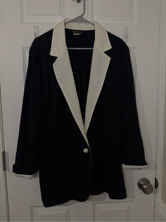 toni garment Jackets & Blazers - Vintage Toni Garment for Classic Black Cream Contrast Blazer Jacket Large
